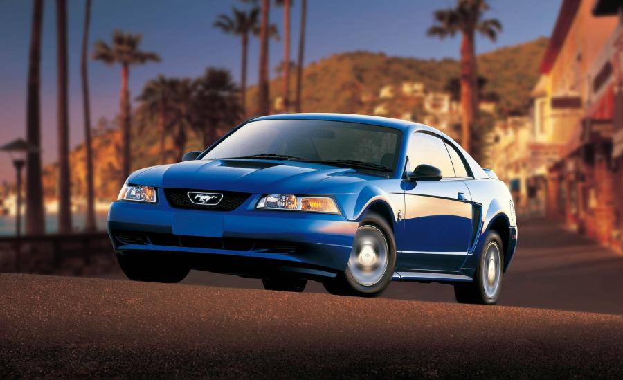  Ford Mustang GT 1999 года  (фото 45 из 47)
